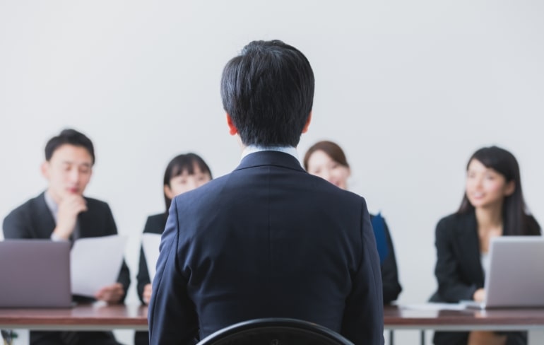 採用情報